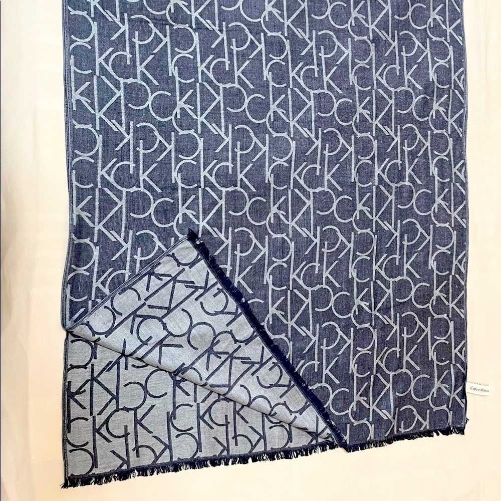 Calvin Klein Unisex Scarf